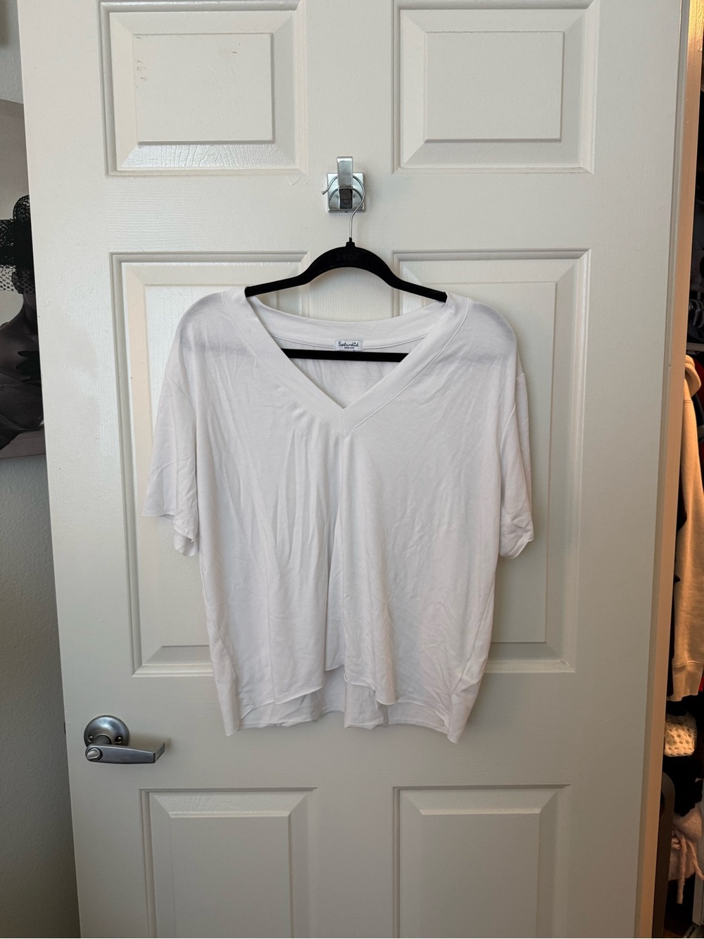 Splendid White V-Neck Boxy Short Sleeve Tee